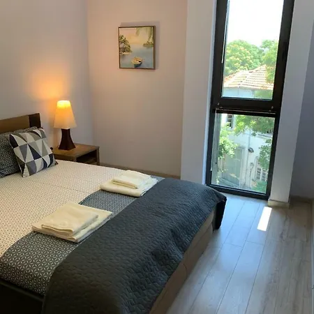 New Luxury Apartment *